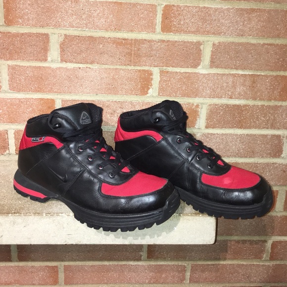 nike acg boots size 15